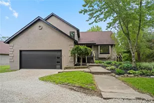 2203 S Medina Line Rd, Wadsworth, OH 44281 - Photo 3