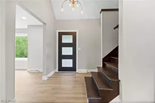 2203 S Medina Line Rd, Wadsworth, OH 44281 - Photo 5