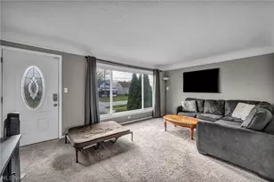 5360 E 131st St, Garfield Heights, OH 44125 - Photo 3