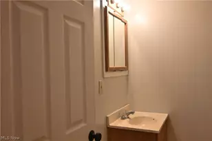 6989 Reed Rd, Conneaut, OH 44030 - Photo 11