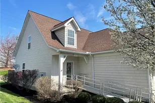 10945 Rocky Ledge Ln, Painesville, OH 44077 - Photo 3