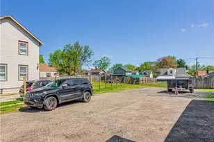 2012 Harmont Ave NE, Canton, OH 44705 - Photo 17