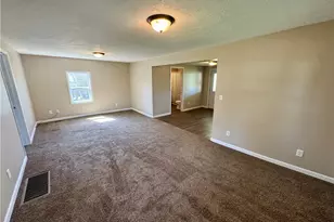 308 N Chestnut Street N, Gnadenhutten, OH 44629 - Photo 5