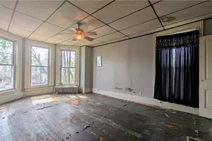 77 Maryland St, Wheeling, WV 26003 - Photo 9