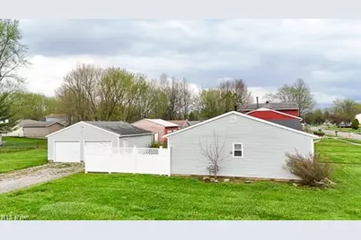 9841 Green Drive, Windham, OH 44288 - Photo 27