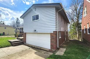 20051 Hillcrest Dr, Euclid, OH 44117 - Photo 3