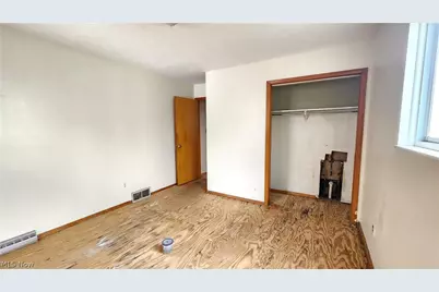 20051 Hillcrest Drive, Euclid, OH 44117 - Photo 23