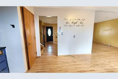 20051 Hillcrest Drive, Euclid, OH 44117 - Photo 17
