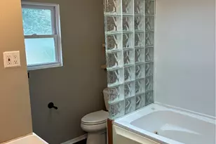 18 Youtz Ave, Akron, OH 44301 - Photo 11