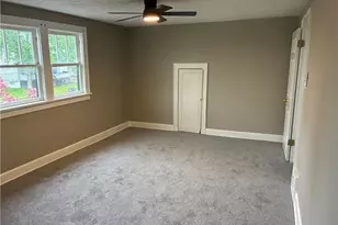 18 Youtz Ave, Akron, OH 44301 - Photo 17