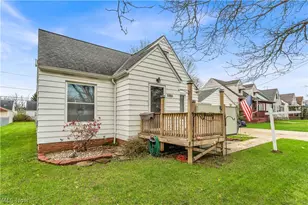 13004 Rockside Rd, Garfield Heights, OH 44125 - Photo 3