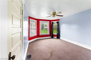 1345 Ohio Ave, Youngstown, OH 44504 - Photo 15