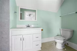 1345 Ohio Ave, Youngstown, OH 44504 - Photo 23