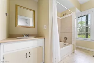 1345 Ohio Ave, Youngstown, OH 44504 - Photo 9