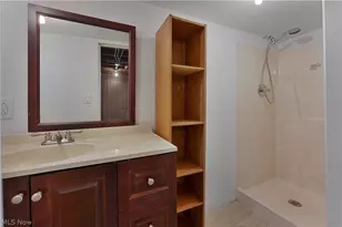 190 Struthers-Liberty Rd, Campbell, OH 44405 - Photo 17