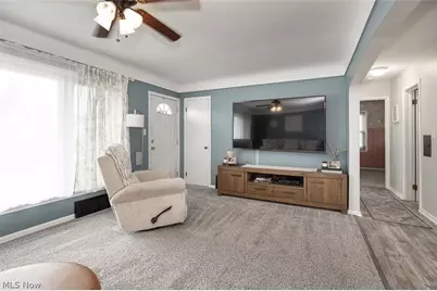 30404 Oakdale Road, Willowick, OH 44095 - Photo 3