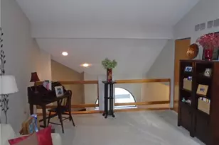 4062 St Andrews Ct, Canfield, OH 44406 - Photo 13