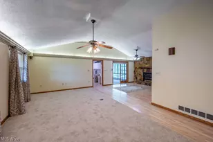 146 Graham Pl, Davisville, WV 26142 - Photo 11