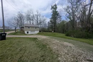 14644 State Route 37 E, Crooksville, OH 43731 - Photo 25