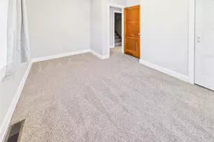 2702 Cleveland Ave, Parkersburg, WV 26104 - Photo 11