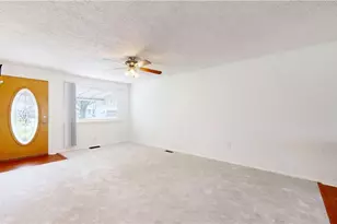 4790 Robinwood Dr, Mentor, OH 44060 - Photo 11