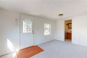 4790 Robinwood Dr, Mentor, OH 44060 - Photo 9