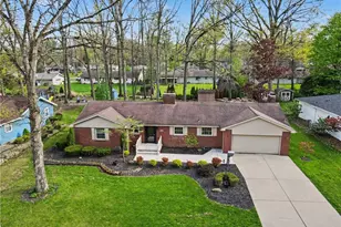 295 Sleepy Hollow Dr, Canfield, OH 44406 - Photo 3