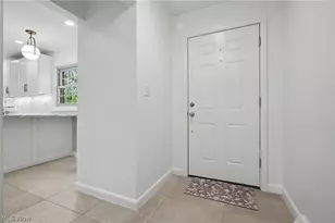 295 Sleepy Hollow Dr, Canfield, OH 44406 - Photo 17