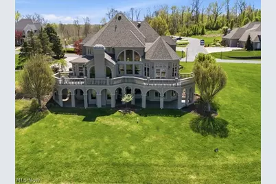 31 Wyndmere, Vienna, WV 26105 - Photo 5