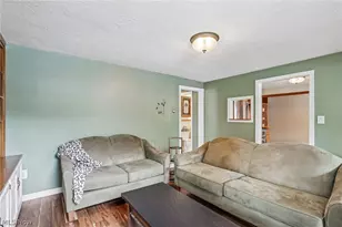 686 Portage Lakes Drive, New Franklin, OH 44319 - Photo 7