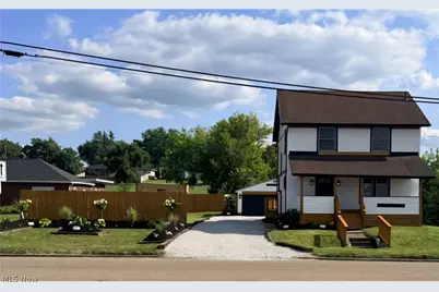 2520 8th Street NE, Canton, OH 44704 - Photo 1