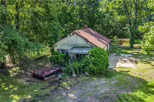 1664 Woods Rd, Akron, OH 44306 - Photo 3