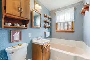 122 Garwood Dr, Canfield, OH 44406 - Photo 37