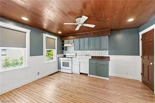 801 College Ave, Loveland, OH 44113 - Photo 11