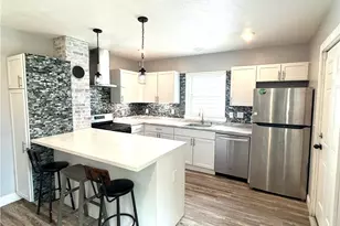 1745 E 30th St, Lorain, OH 44055 - Photo 5