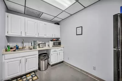 520 Broadway, Lorain, OH 44052 - Photo 33
