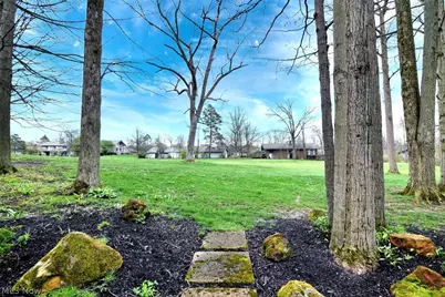 570-21 Russet Woods Lane, Aurora, OH 44202 - Photo 39