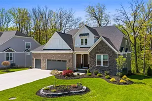 233 Lake Balaton Dr, Orange, OH 44128 - Photo 3