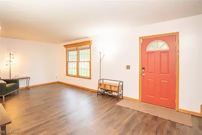 5782 Drenta Circle SW, Navarre, OH 44662 - Photo 3