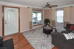 2929 Commonwealth Dr, Parma, OH 44134 - Photo 17