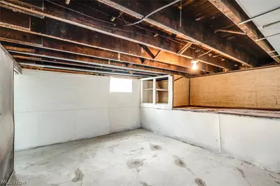 15413 Raymond Street, Maple Heights, OH 44137 - Photo 29