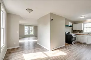 15413 Raymond St, Maple Heights, OH 44137 - Photo 13