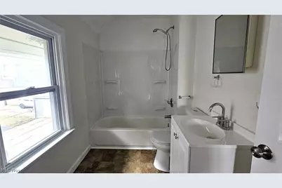 2110 W 85th Street, Loveland, OH 44102 - Photo 5