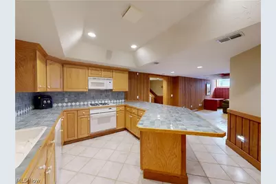 11205 Hampton Ridge Drive, Chardon, OH 44024 - Photo 33