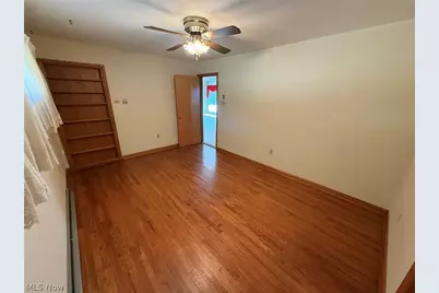 2902 Downeys Hill Drive NE, Dover, OH 44622 - Photo 15