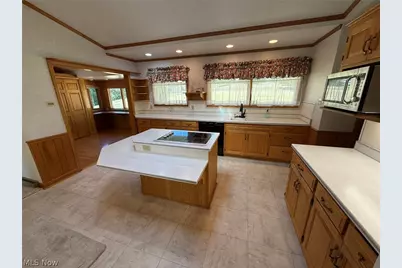 2902 Downeys Hill Drive NE, Dover, OH 44622 - Photo 7
