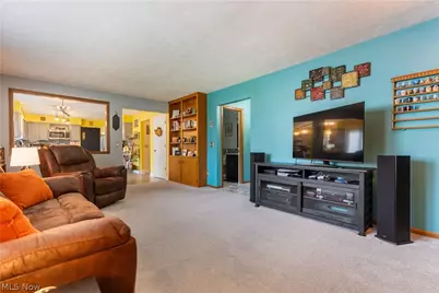 8811 Blitzen Road NW, North Canton, OH 44720 - Photo 21