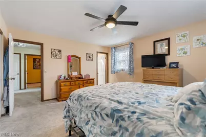 8811 Blitzen Road NW, North Canton, OH 44720 - Photo 29