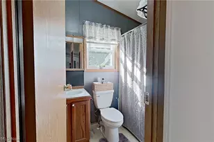 17015 McIntosh Rd, Wellsville, OH 43968 - Photo 13