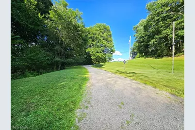 17015 McIntosh Road, Wellsville, OH 43968 - Photo 17